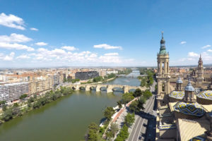 Zaragoza, la capital del Ebro - vista desde la torre del Pilar